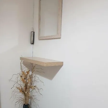 Διαμέρισμα Eora For Rent Πόρτο Χέλι